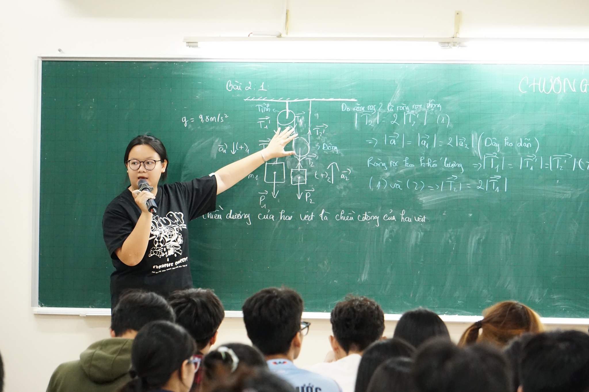 Tổng kết buổi ôn tập giữa kỳ học kỳ I – năm học 2025–2026 do CLB học thuật NES tổ chức