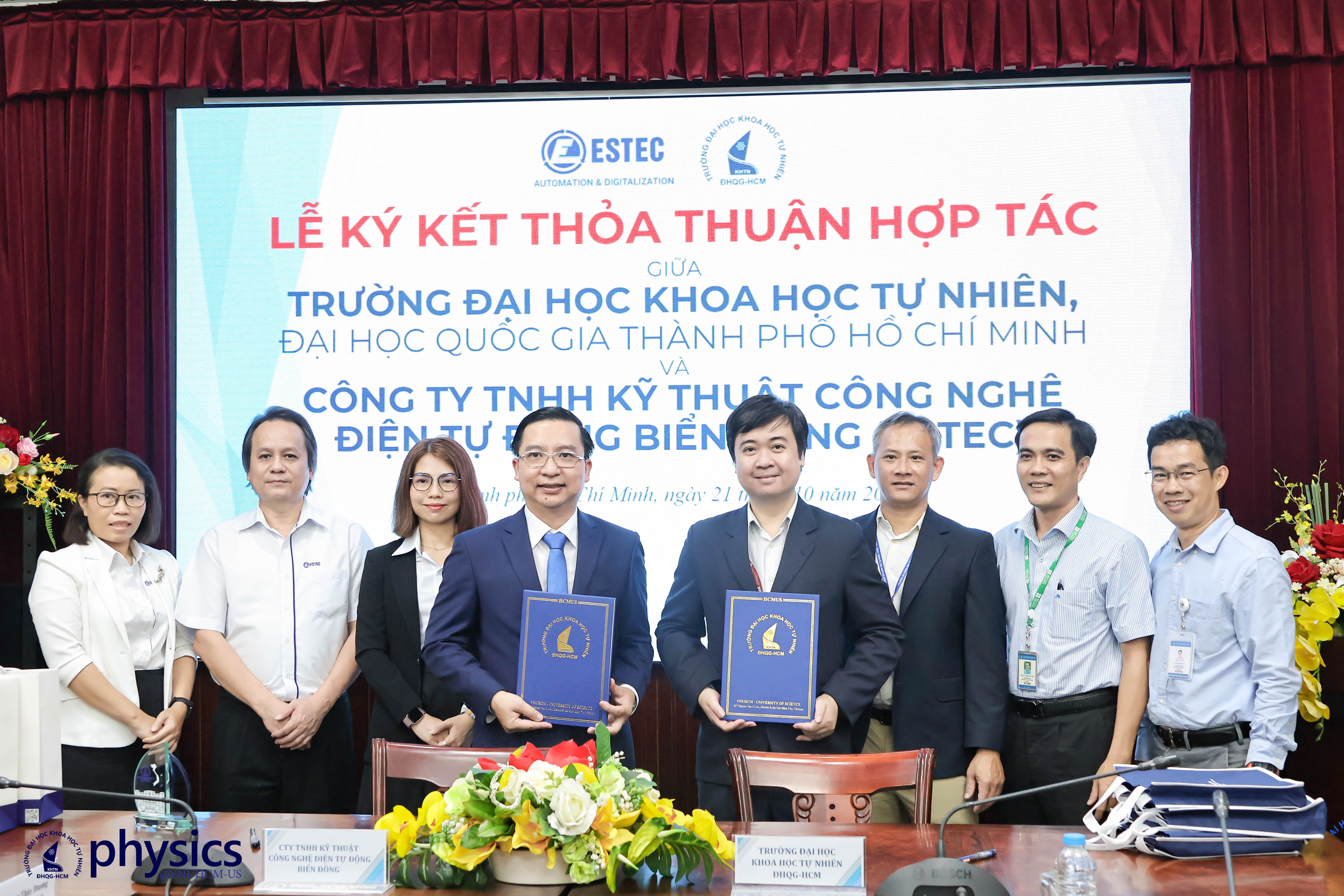 Trường Đại học Khoa học tự nhiên, ĐHQG-HCM ký kết hợp tác với Công ty TNHH Kỹ thuật Công nghệ Điện tự động Biển Đông