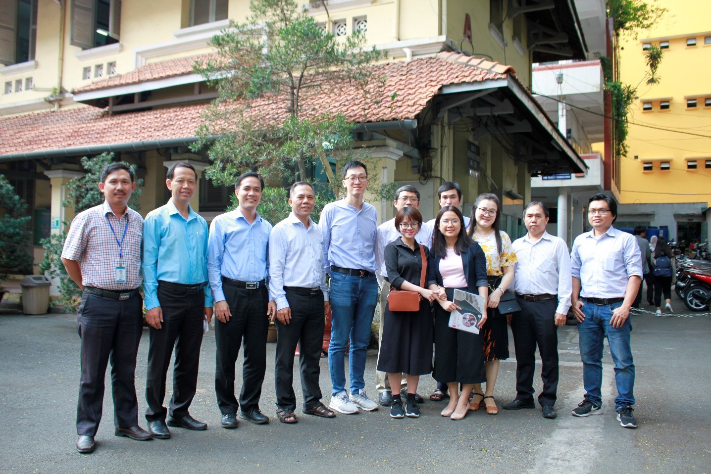 Buổi trao đổi và thỏa thuận hợp tác giữa Khoa Vật lý - Vật lý Kỹ Thuật và Công ty TNHH Công Nghệ FARADAY Việt Nam