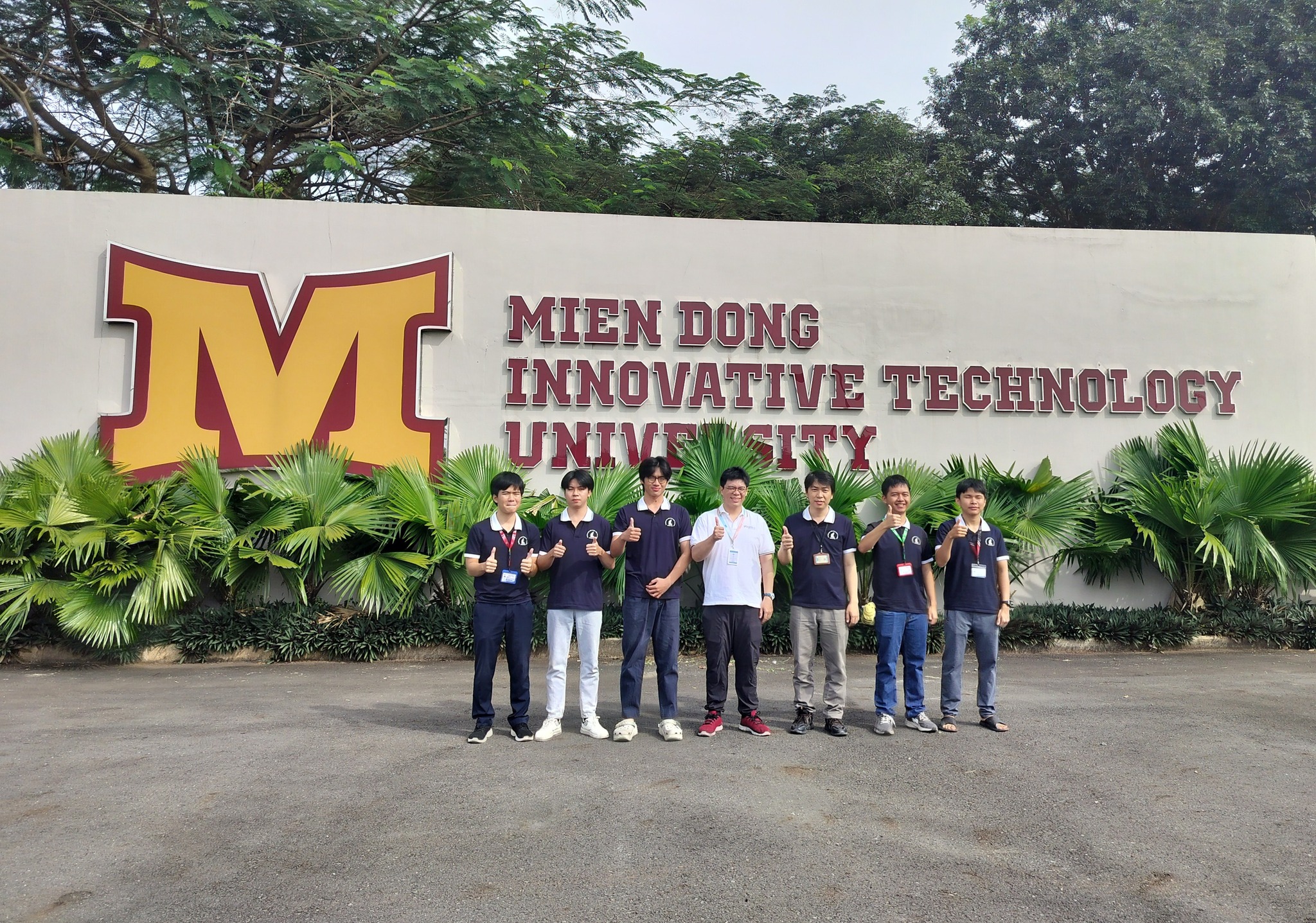 ĐỘI TUYỂN OLYMPIC VẬT LÝ SINH VIÊN TRƯỜNG ĐẠI HỌC KHOA HỌC TỰ NHIÊN, ĐHQG-HCM GIÀNH HẠNG NHẤT TOÀN ĐOÀN TẠI KỲ THI OLYMPIC VẬT LÝ SINH VIÊN TOÀN QUỐC LẦN THỨ XXVII – 2025